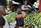 ഇന്ധന വില വർധനയ്ക്കൊപ്പം  കുതിച്ച്‌ പച്ചക്കറി വില; പലവ്യഞ്ജന വിലയില്‍ മാറ്റമില്ലെന്ന് വ്യാപാരികള്‍