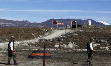 ഇന്ത്യ-ചൈന യുദ്ധം ആസന്നമോ..? ഇന്ത്യക്ക് ഭയം അർബൻ  നക്‌സലുകളെ