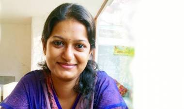 ഇതാണ് കേരള മാതൃക; കോവിഡിനെ മനക്കരുത്തുകൊണ്ട് തോല്‍പ്പിച്ചു, ഹൃദയം പിണങ്ങിയിട്ടും വീണ്ടും പോരാട്ടത്തിന് യുവഡോക്ടര്‍