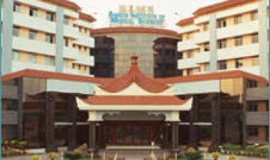 അമൃതയിൽ   സങ്കീർണമായ   ചെറുകുടൽ   മാറ്റിവയ്ക്കൽ