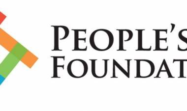 കാരുണ്യ ഹസ്തവുമായി പീപ്പിള്‍സ് ഫൗണ്ടേഷന്‍; പ്രളയബാധിതര്‍ക്ക് 14 വീടുകള്‍ കൈമാറി