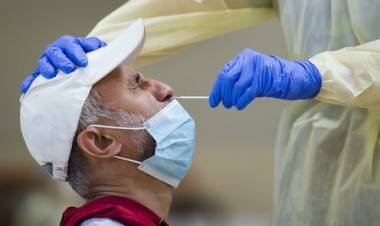 എല്ലായിടത്തും കൊവിഡ് ടെസ്റ്റിനുള്ള നിരക്ക് കുറയുന്നു : ആര്‍ത്തി തീരാതെ കേരളത്തിലെ ലാബുകള്‍ : നോക്കുകുത്തിയായി സര്‍ക്കാര്‍