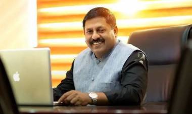 ജീവനക്കാരുടെ വീട്ടമ്മമാരായ ഭാര്യമാർക്കും ശമ്പളം; വിപ്ലവകരമായ തീരുമാനവുമായി സോഹൻ റോയ്