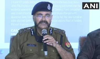 സ്‌ഫോടക വസ്തുക്കളുമായി രണ്ട് മലയാളികള്‍ യുപിയില്‍ അറസ്റ്റില്‍; ഭീകരാക്രമണത്തിന് പദ്ധതിയിട്ടുവെന്ന് പൊലീസ്