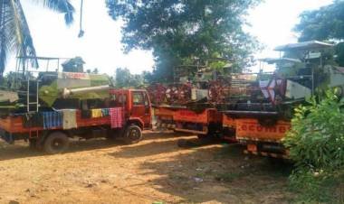 സര്‍ക്കാര്‍‍ കൊയ്ത് യന്ത്രങ്ങള്‍ കട്ടപ്പുറത്ത്; ചൂഷണത്തിനിരയായി കുട്ടനാട്‍ടിലെ കര്‍ഷകര്‍‍