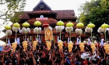 തൃശൂര്‍ പൂരം സാമ്ബിള്‍ വെടിക്കെട്ടും എക്സിബിഷനും ഒഴിവാക്കാന്‍ തയ്യാറെന്ന് പാറമേക്കാവ് - തിരുവമ്ബാടി ദേവസ്വങ്ങള്‍