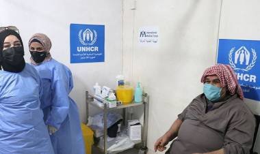 അഭയാര്‍ത്ഥികള്‍ക്ക് കൊവിഡ് വാക്സിന്‍ നല്‍കി മാതൃകയായി ജോര്‍ദാന്‍