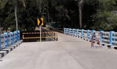 സിയാൽ പാലം നിര്‍മിച്ചു. എന്തിനാണ് പാലമെന്ന് ജനങ്ങള്‍  