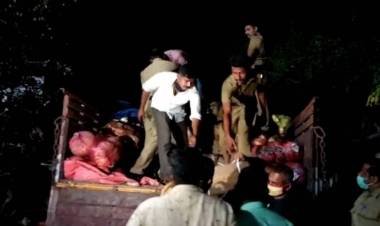 മണ്ണാര്‍ക്കാട് വാഹനപരിശോധനക്കിടെ വന്‍ സ്ഫോടക വസ്തുശേഖരം പിടികൂടി