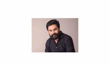 പുതിയ തിരക്കഥകൾ പാളുന്നു, ബാലചന്ദ്രകുമാരൻ പരിഹാസ്യ പാത്രമാകുന്നു.