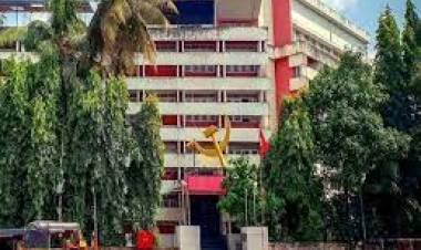 എകെജി സെന്ററിനെതിരെ സ്ഫോടക വസ്തു എറിഞ്ഞ സംഭവം കഴിഞ്ഞിട്ട് 50 ദിവസം പിന്നിട്ടു പ്രതിയെ പിടികൂടുവനായില്ല