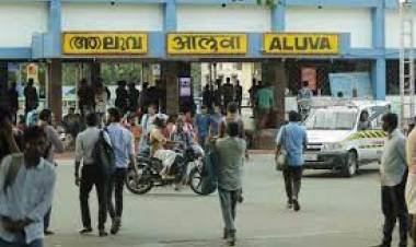 ആലുവക്കാരന്‍ പെരുംപടന്നയുടെ, സാദത്തിനോടുള്ള ചോദ്യം വൈറലാകുന്നു.