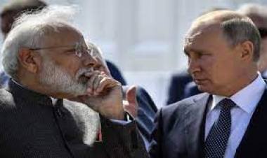 അമേരിക്കക്ക് കീഴടങ്ങിയ യൂറോപ്പിനെ പോലെയല്ല ഇന്ത്യ : ഇന്ത്യ വ്യക്തമായ നിലപാടുകളുള്ള രാഷ്ട്രമെന്ന് റഷ്യ