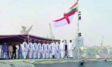 നാവികസേനയ്ക്ക് ഇന്ത്യന്‍ പൈതൃകം സൂചിപ്പിക്കുന്ന പുതിയ പതാക
