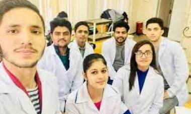 യുക്രൈനില്‍ പഠിച്ച മെഡിക്കല്‍ വിദ്യാര്‍ത്ഥികളുടെ തുടര്‍ പഠനം ആശങ്കയില്‍