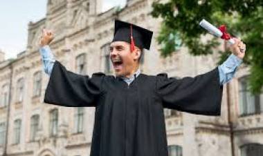 ഡോക്ടറേറ്റ്കാരെ കൊണ്ട് പൊറുതിമുട്ടി സാക്ഷര കേരളം, കോടികളുടെ ഡോക്ടറേറ്റ് കച്ചവടത്തിൽ നാണം കെടുന്ന ദൈവത്തിൻ്റെ സ്വന്തം നാട്