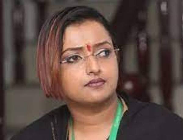 ക്രൈം ബ്രാഞ്ച് ദൗത്യം സ്വപ്നയെ തകർക്കലൊ'? കുറ്റവാളികളെ സംരക്ഷിക്കലോ?