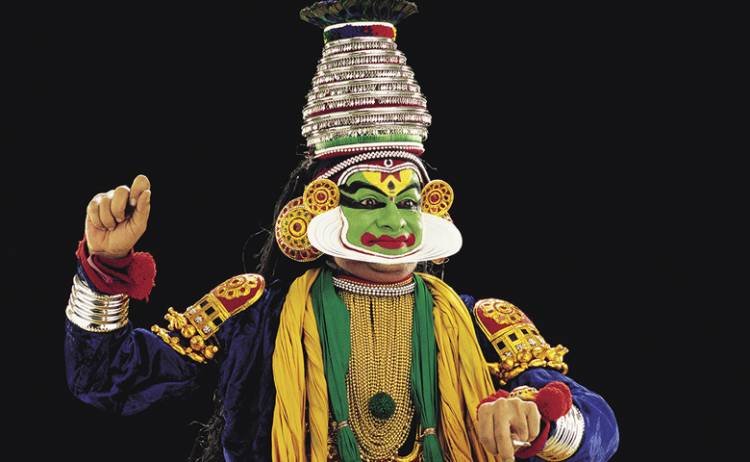 ഇടമണ്ണേൽ സുഗുണാനന്ദൻ കഥകളി പുരസ്ക്കാരം