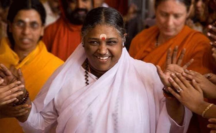 കോവിഡ്-19: മാതാ അമൃതാനന്ദമയി മഠത്തിന്റെ  13 കോടി രൂപയുടെ സഹായഹസ്തം