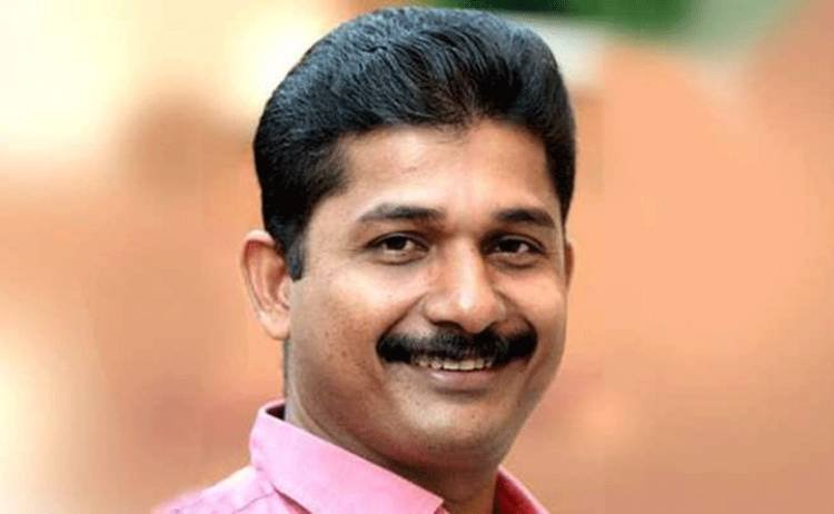 ധർമ്മത്തിൽ അടിയുറച്ചജീവിതം നയിക്കുക എന്നതാണ് രാമായണ സന്ദേശം അഡ്വ എം സ്വരാജ് 