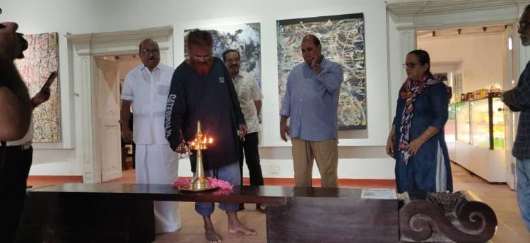 കണ്ട കാഴ്ചകളില്‍ നിന്നും വ്യത്യസ്തമായ അനുഭവമേകുന്നു ടെലിപ്പതിസം ആന്‍ഡ് ടെലിപ്പതി ചിത്ര പ്രദര്‍ശനം