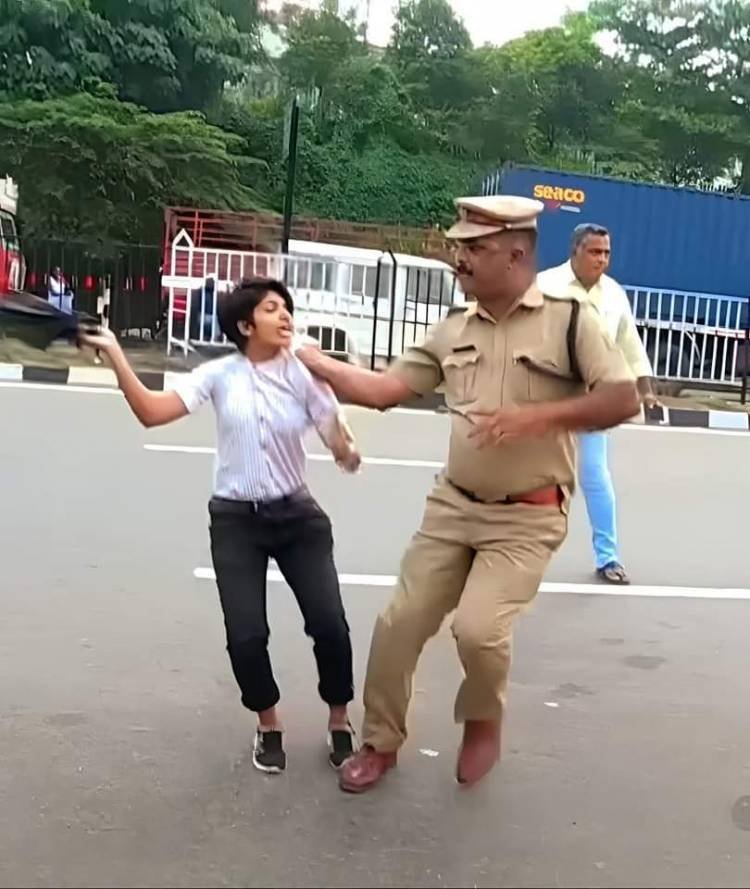 "കൈവെട്ട് " ആഹ്വാനം നടത്തിയ DCC പ്രസിഡൻ്റിനെതിരെ കേസെടുത്തു,
